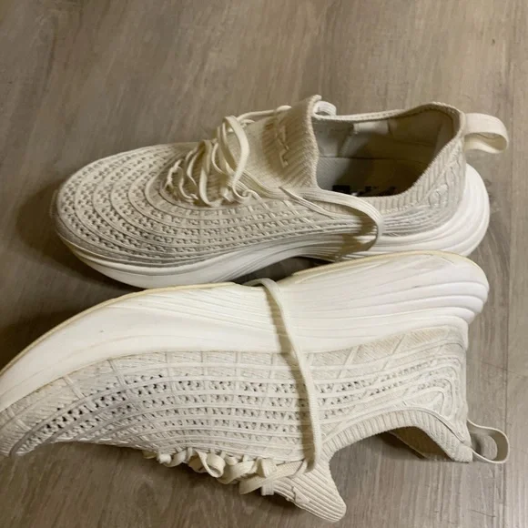 APL Men's White TechLoom Zipline Socks - Picture 5 of 6